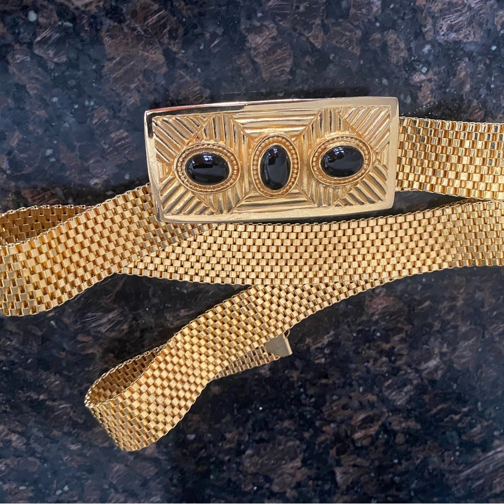 Vintage Gold-Tone Mesh Belt with Black Stone Buckle One Size